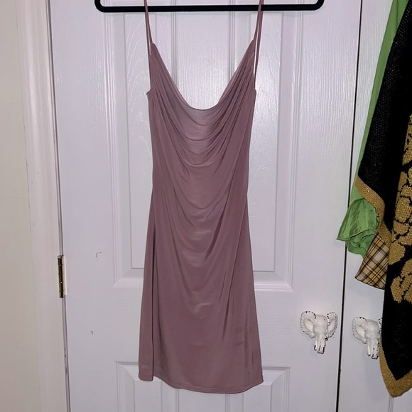 Dresses & Skirts - Open back dress